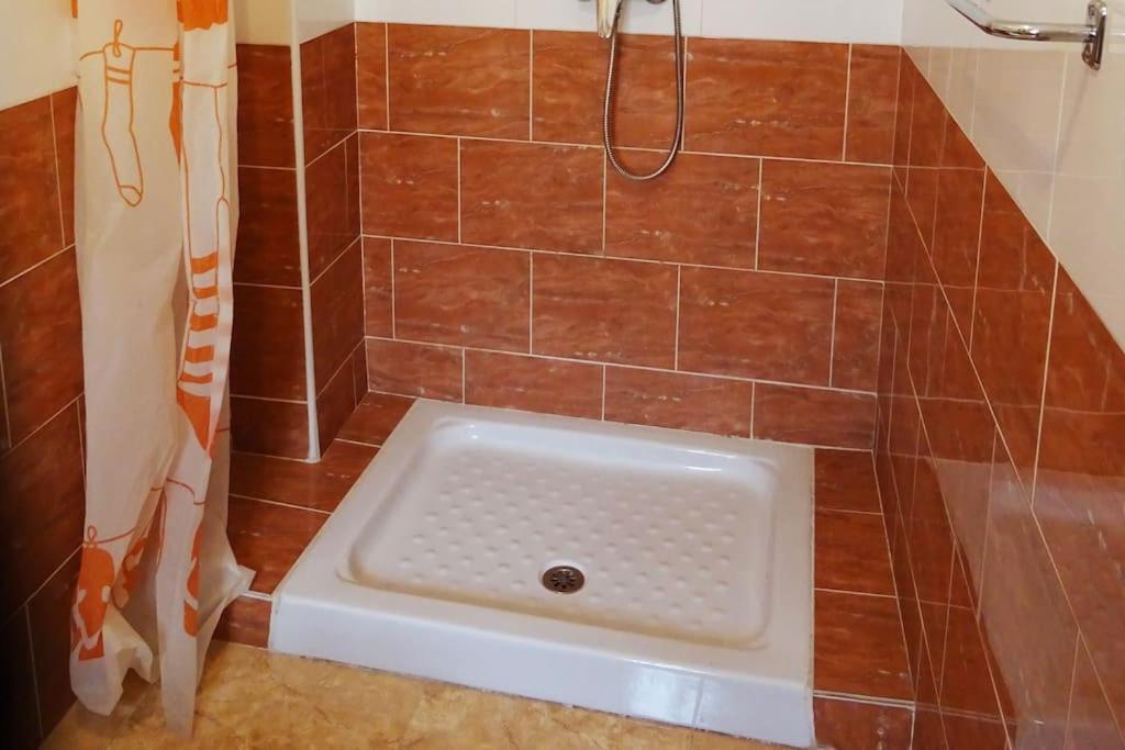 ランハロン Casa Rubi Townhouseヴィラ エクステリア 写真